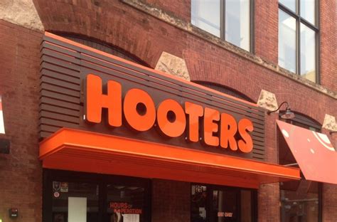 Hooters indianapolis - Hooters Indianapolis Downtown is looking for candidates to fill positions as Hooters Girl and kitchen crew. If you are outgoing, hard working, and love working with friends while making great money,...